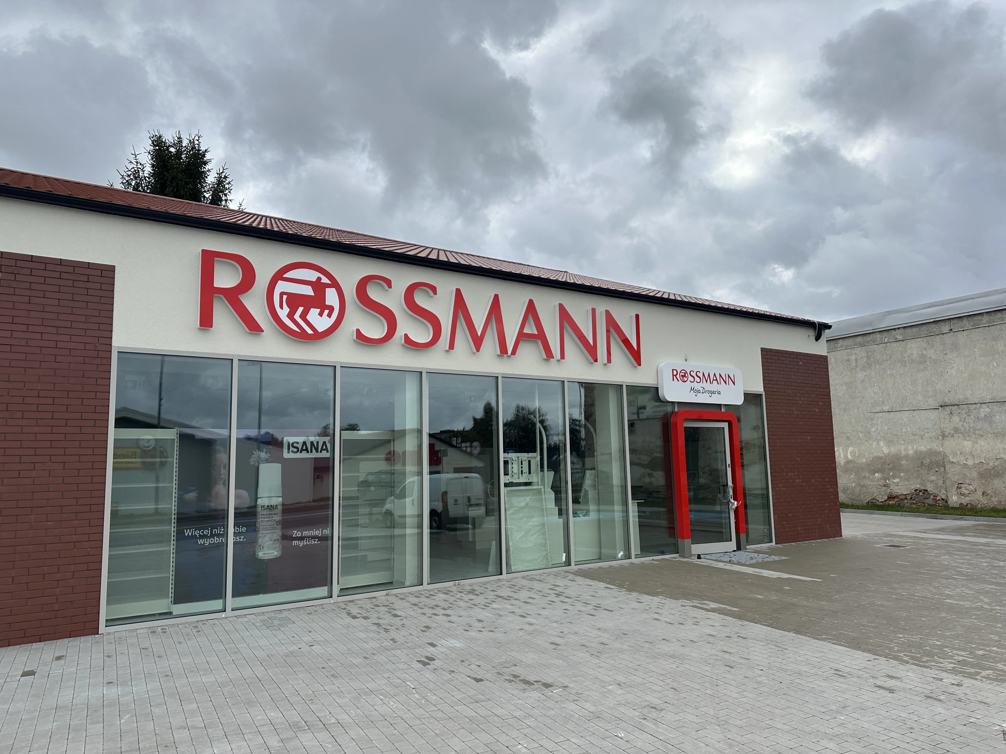 Cykliczne mycie witryn w sieci retail